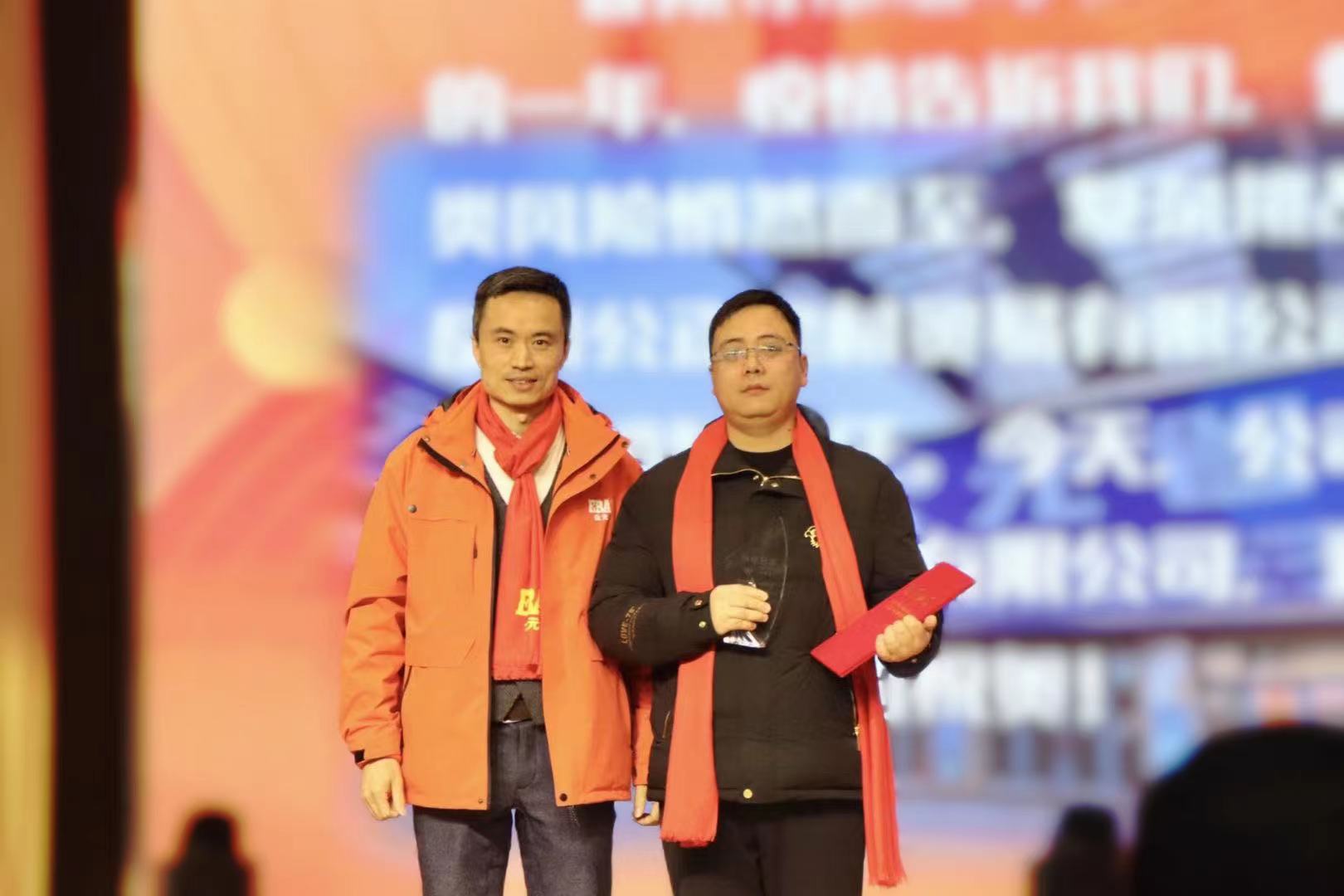 彩虹多多官网-追求健康,你我一起成长